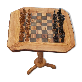 Table de jeu d'échecs en bois