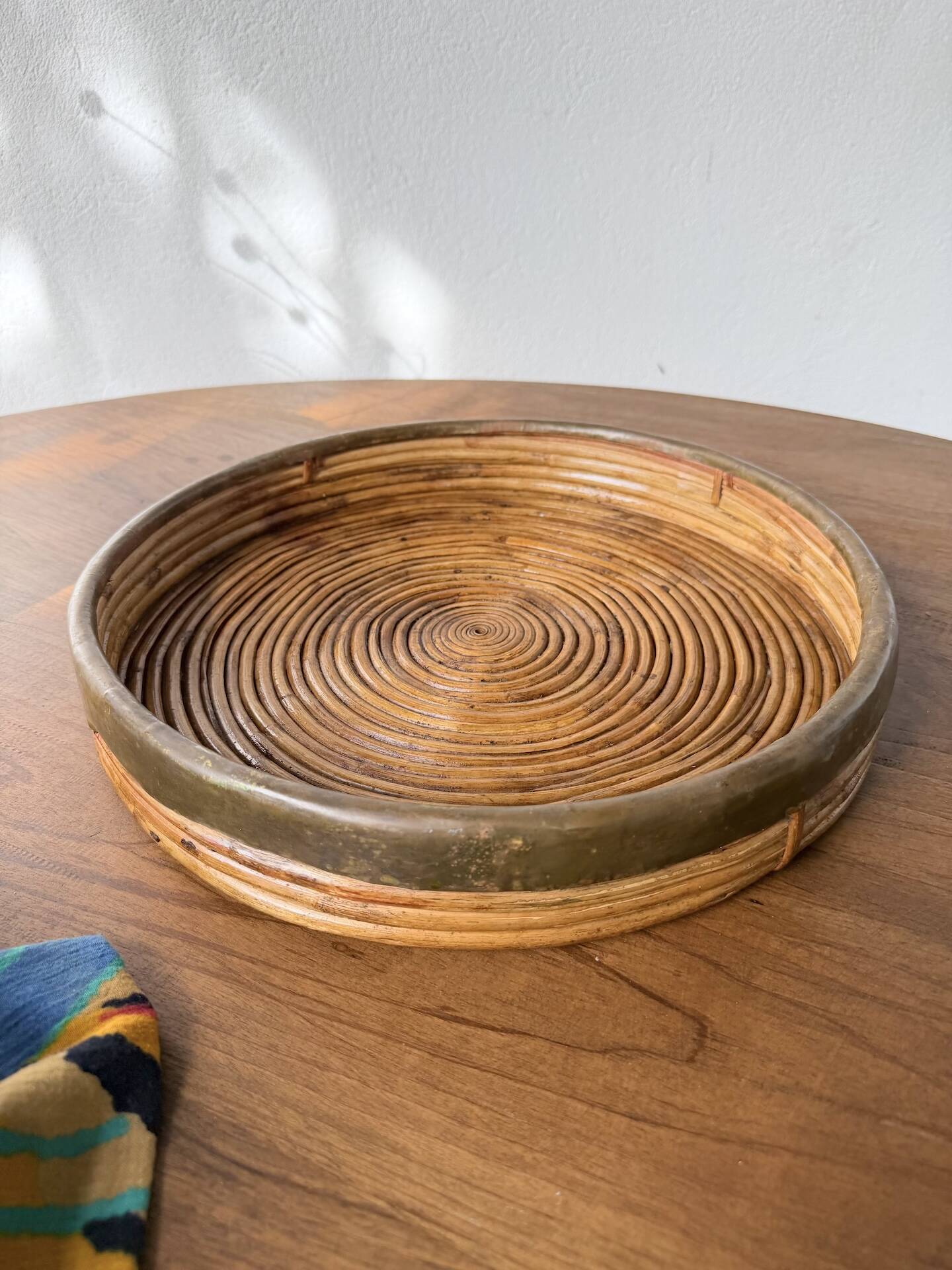 Round rattan and brass trays 1970 by Gabriella Crespi
