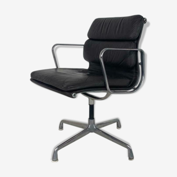 Fauteuil Eames Herman Miller Pad Group Chair