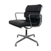 Fauteuil Eames pour Herman Miller Pad Group Chair