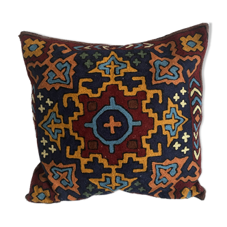 Ethnic wool cushion cover embroidered by hand 40x40 cm