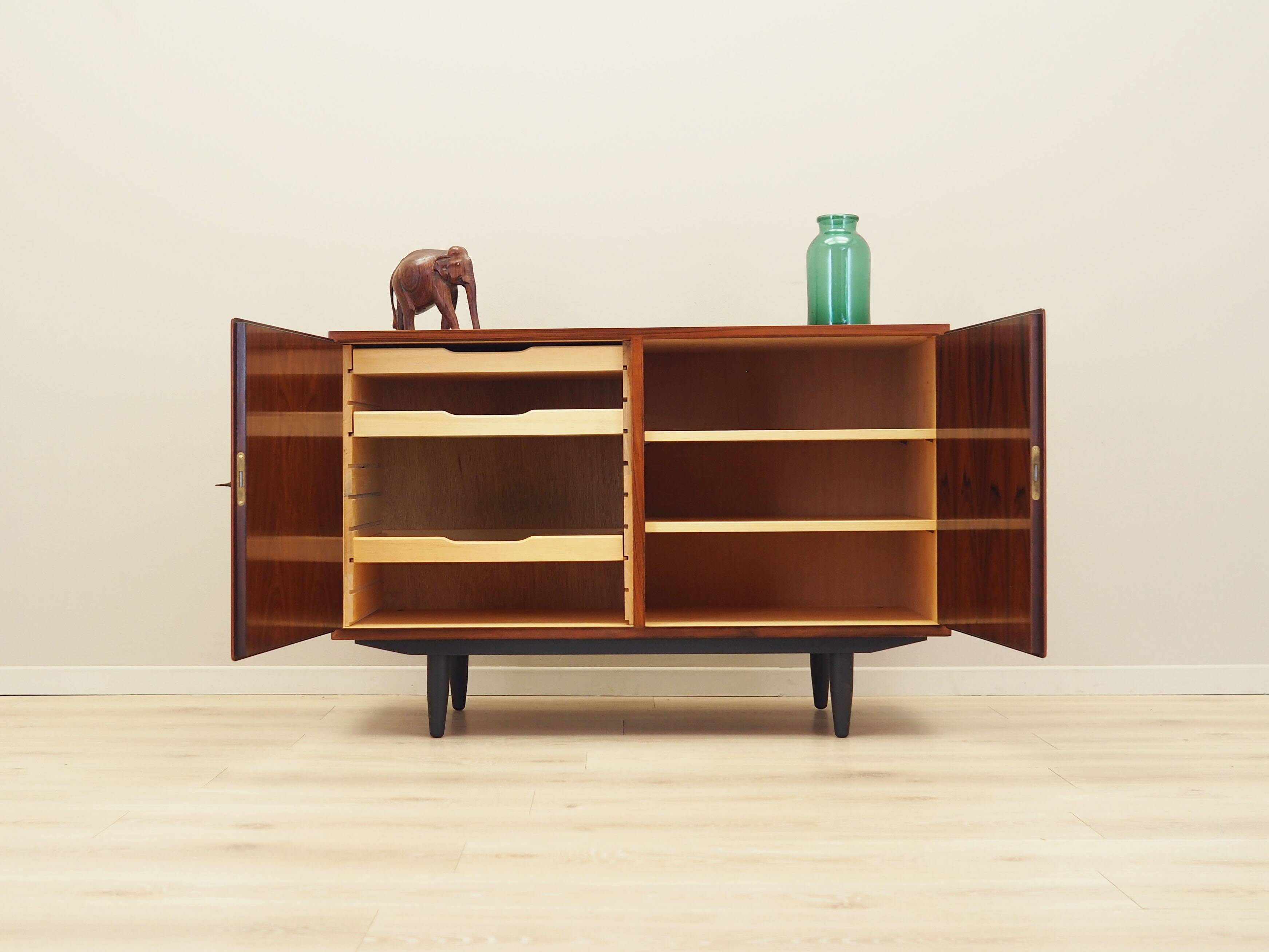Rosewood cabinet, Danish design, 1970s, designer: Carlo Jensen, production: Hundevad