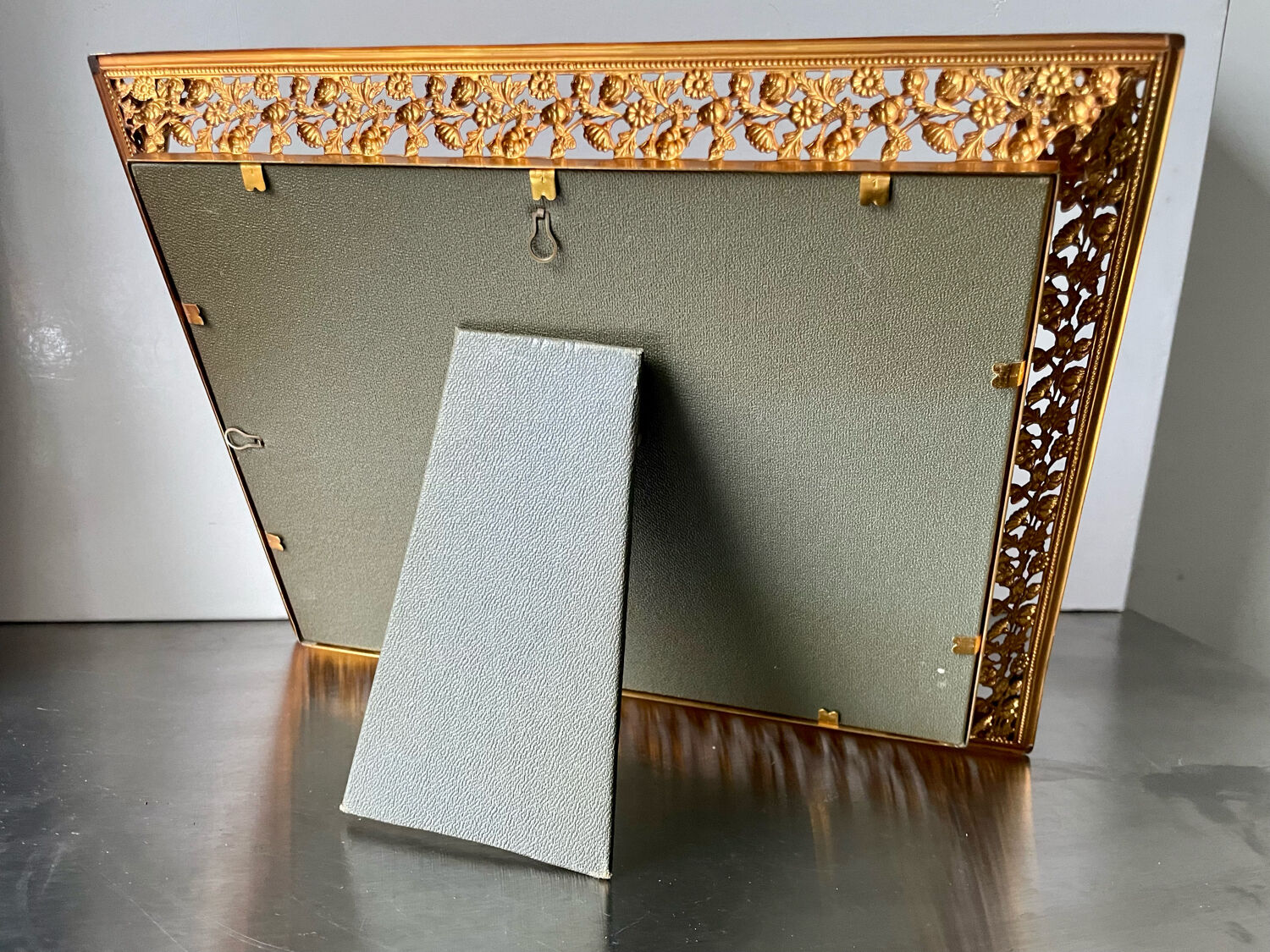 Antique xl metal frame in gold colored brass 29.5 cm x 23 cm convex glass