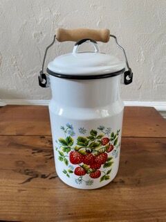 Enamelled milk jar