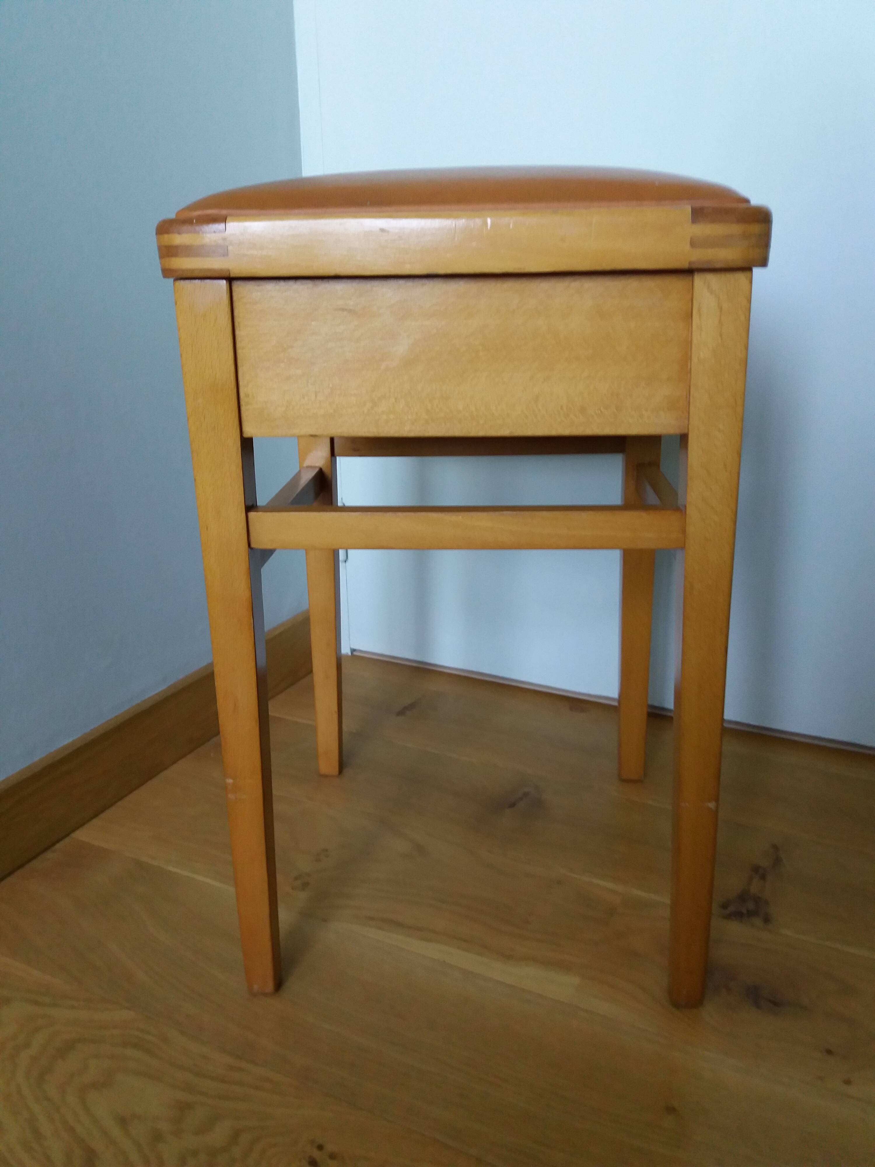 Wooden and faux leather shoe shine chest stool