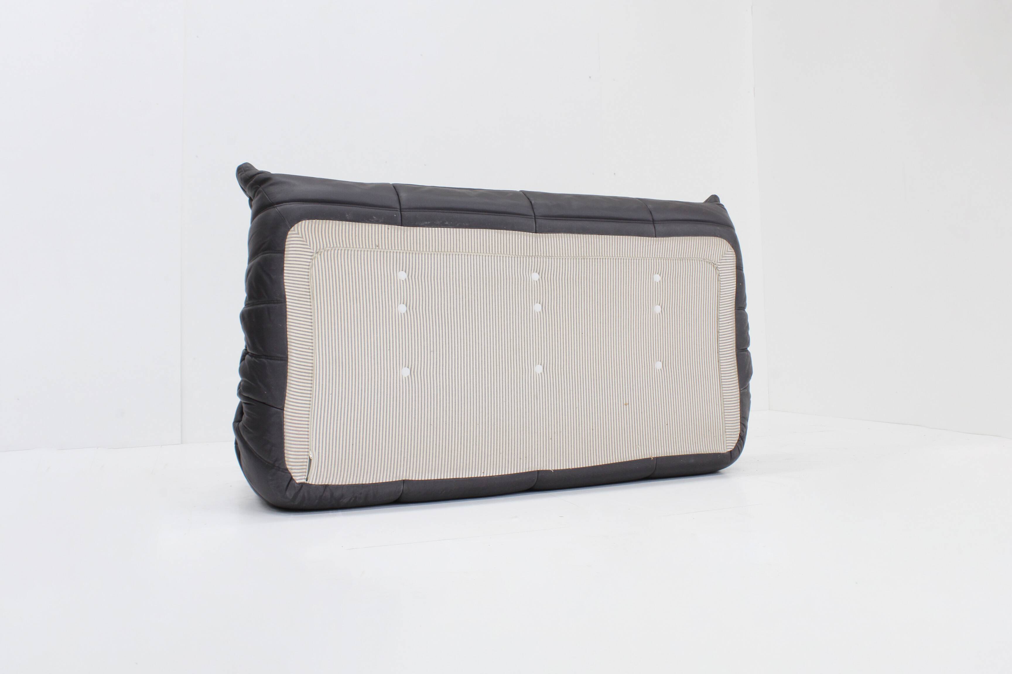 Canapé 3 places Togo Ligne Roset cuir marron par Michel Ducaroy pour Ligne Rose
