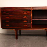 Sideboard in rio-rosewood by Gianfranco Frattini for Bernini - Italy - 1960's