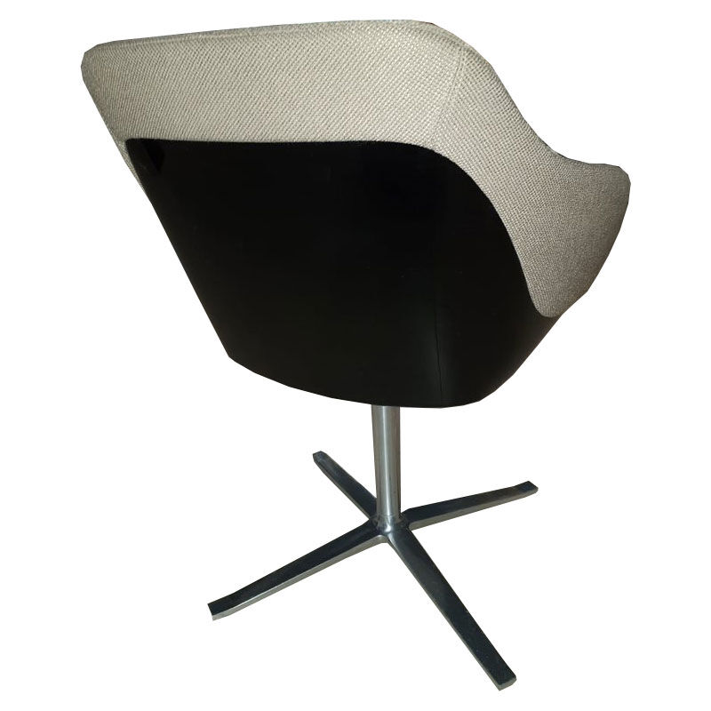 Turtle armchair by Walter Knoll