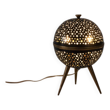 1950s French Saturn Table Lamp in Pierced Aluminum and Brass