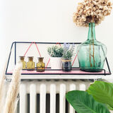 Scoubidou wall shelf