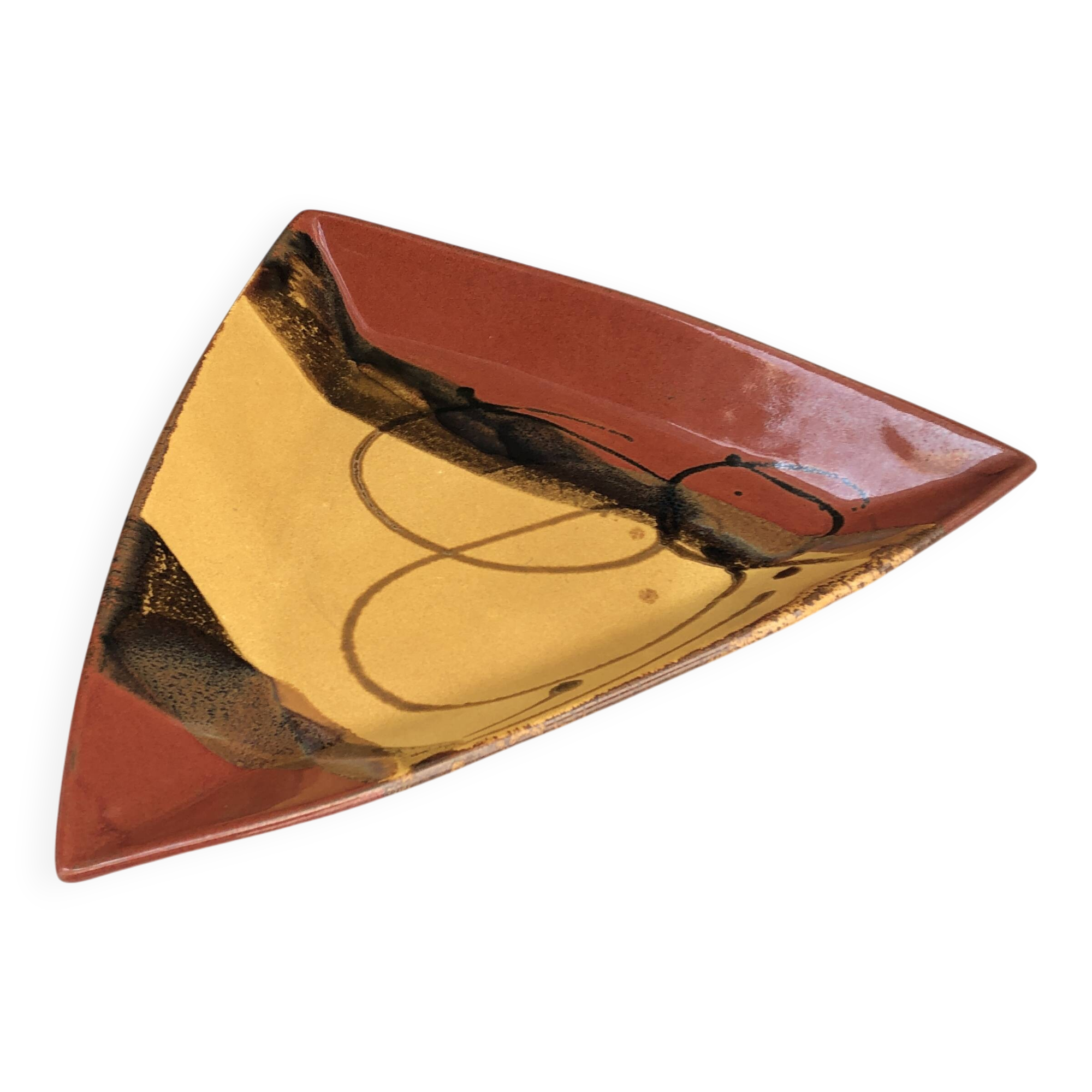 Ceramic pocket emptying dish