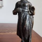 Statuette ancienne en bronze patiné