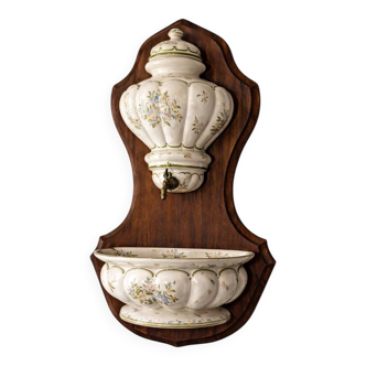 Moustiers wall fountain in signed earthenware – country house spirit