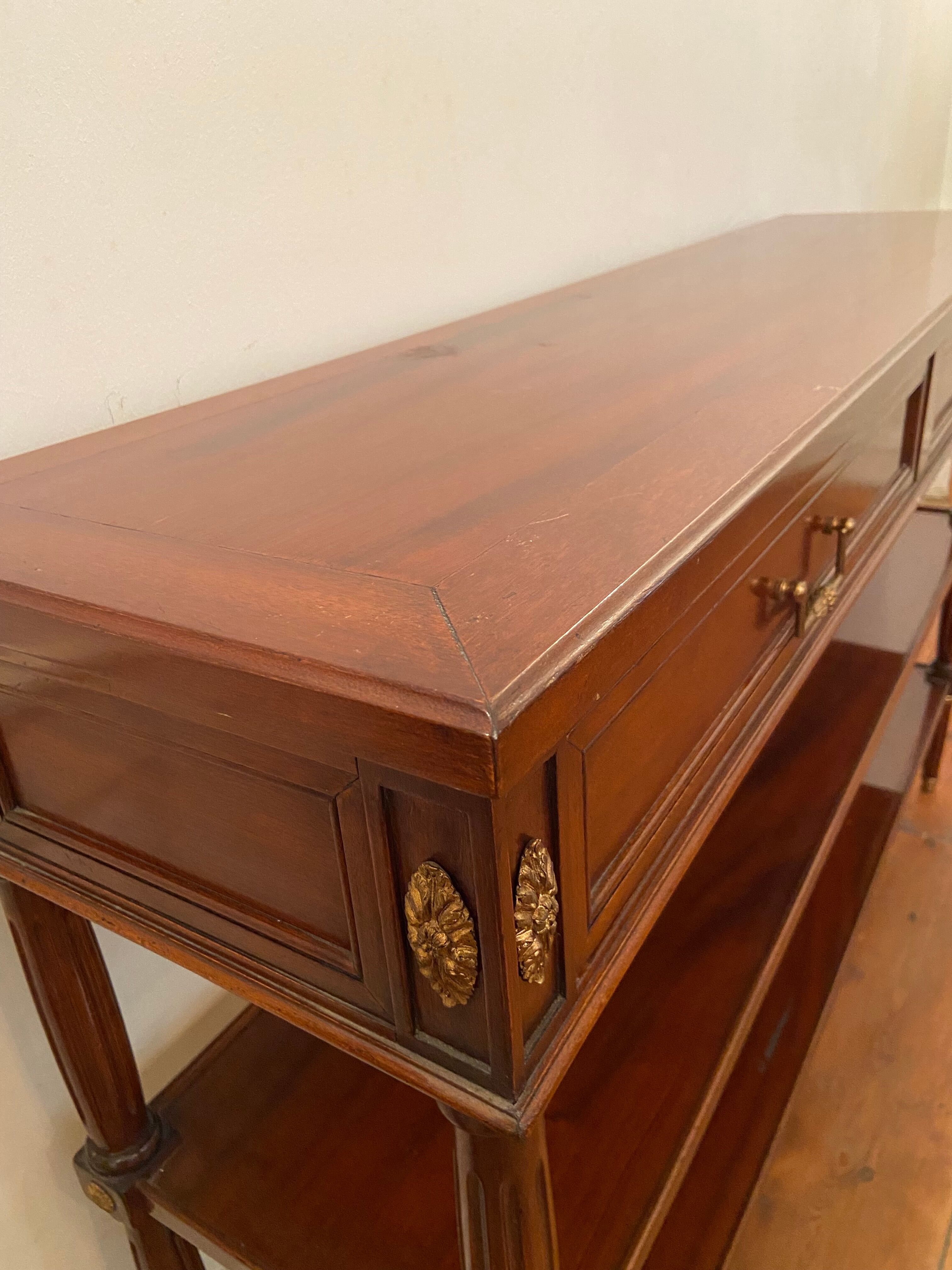 Console en merisier style Louis XVI