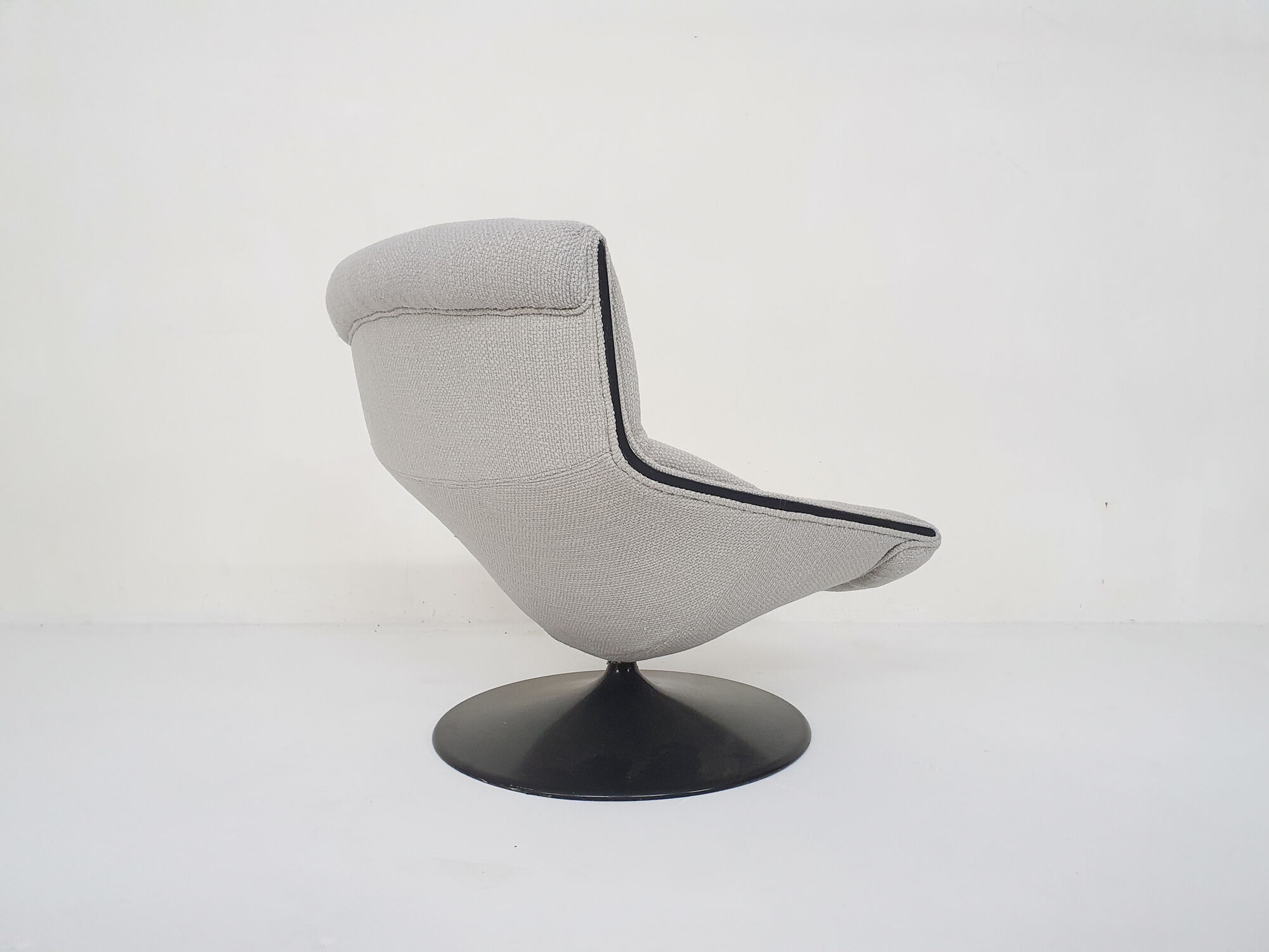 Armchair Geoffrey Harcourt for Artifort model F520, The Netherlands 1960's