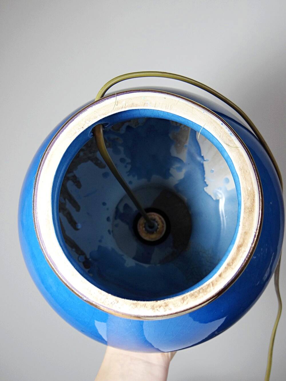 Vintage lamp Att. Le Dauphin in cobalt blue and gold ceramic, 1960s-1970s.