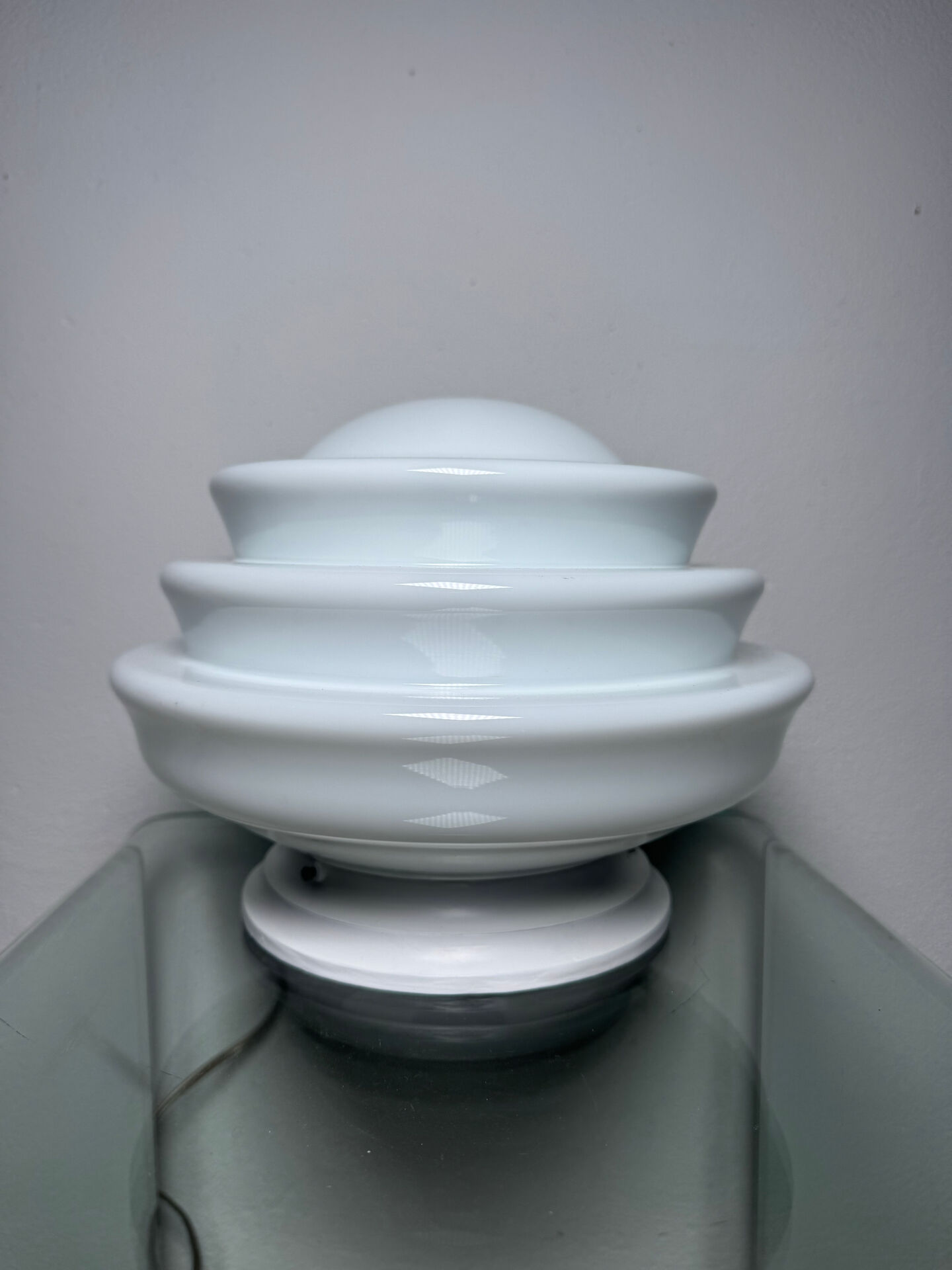 Lampe opaline skyscraper Art Déco