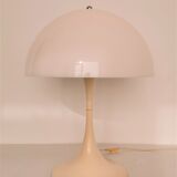 Lampe de table Panthella par Verner Panton