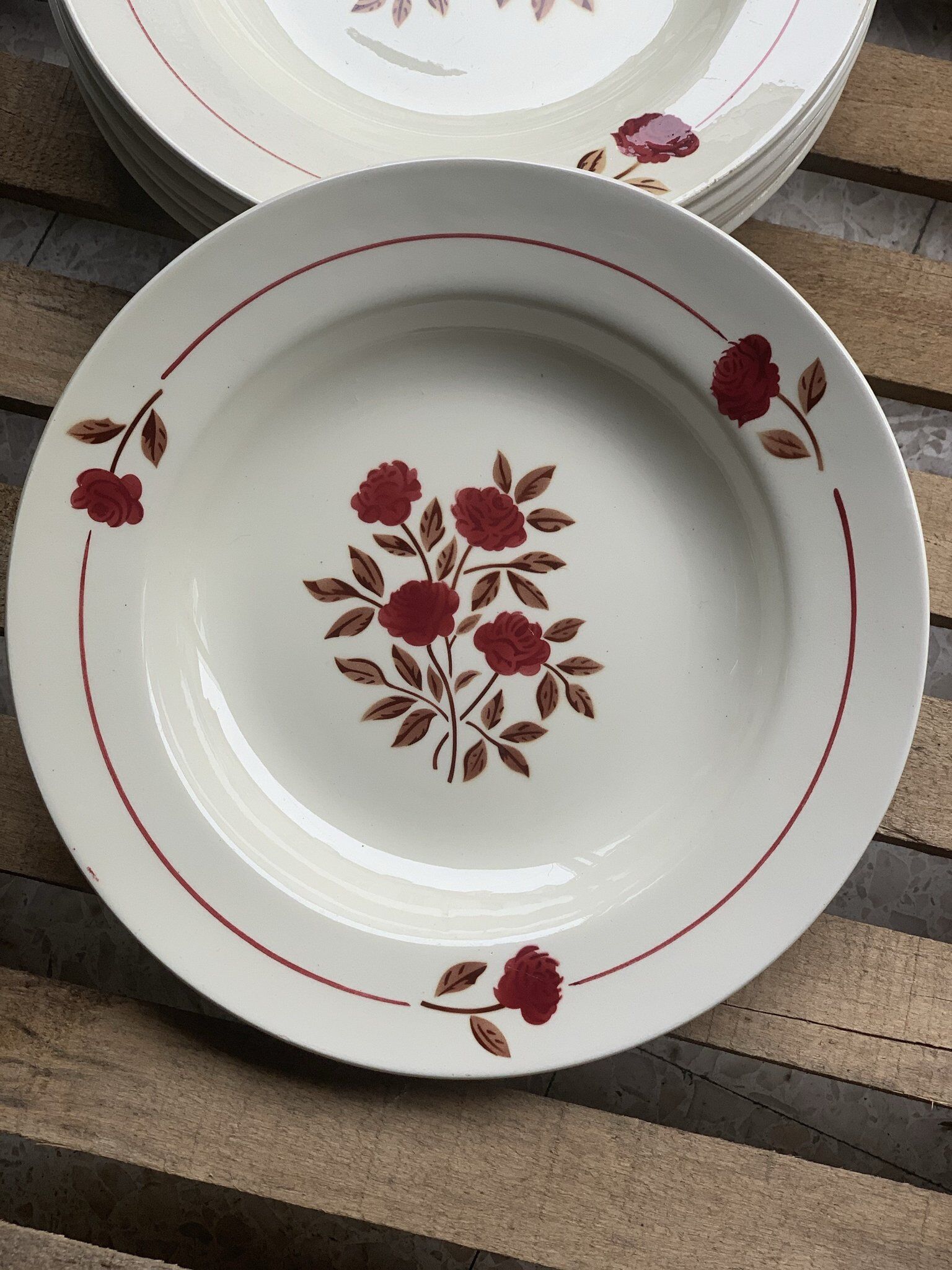 Assiette creuse en faïence HBCM modèle Martine