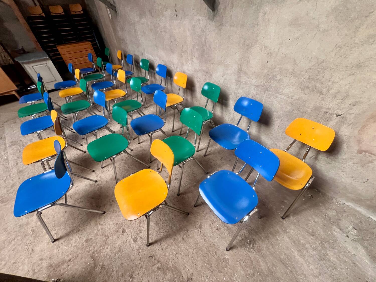 59 vintage colorful chairs