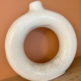 Round vase