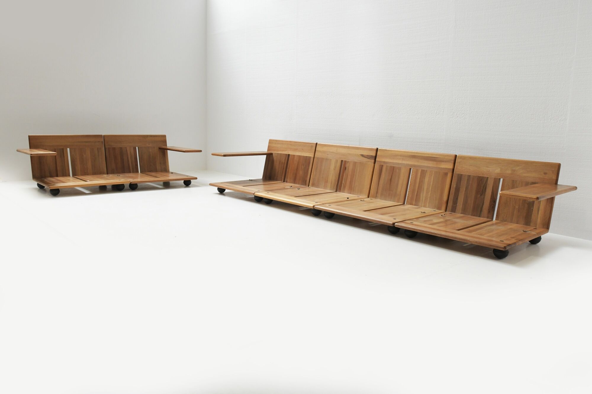 Stunning modular Pianura seating group by Mario Bellini for Cassina Italy
