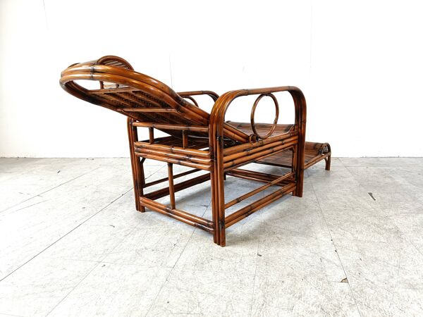 Chaise de jardin, chaise longue en rotin et bambou, années 1950