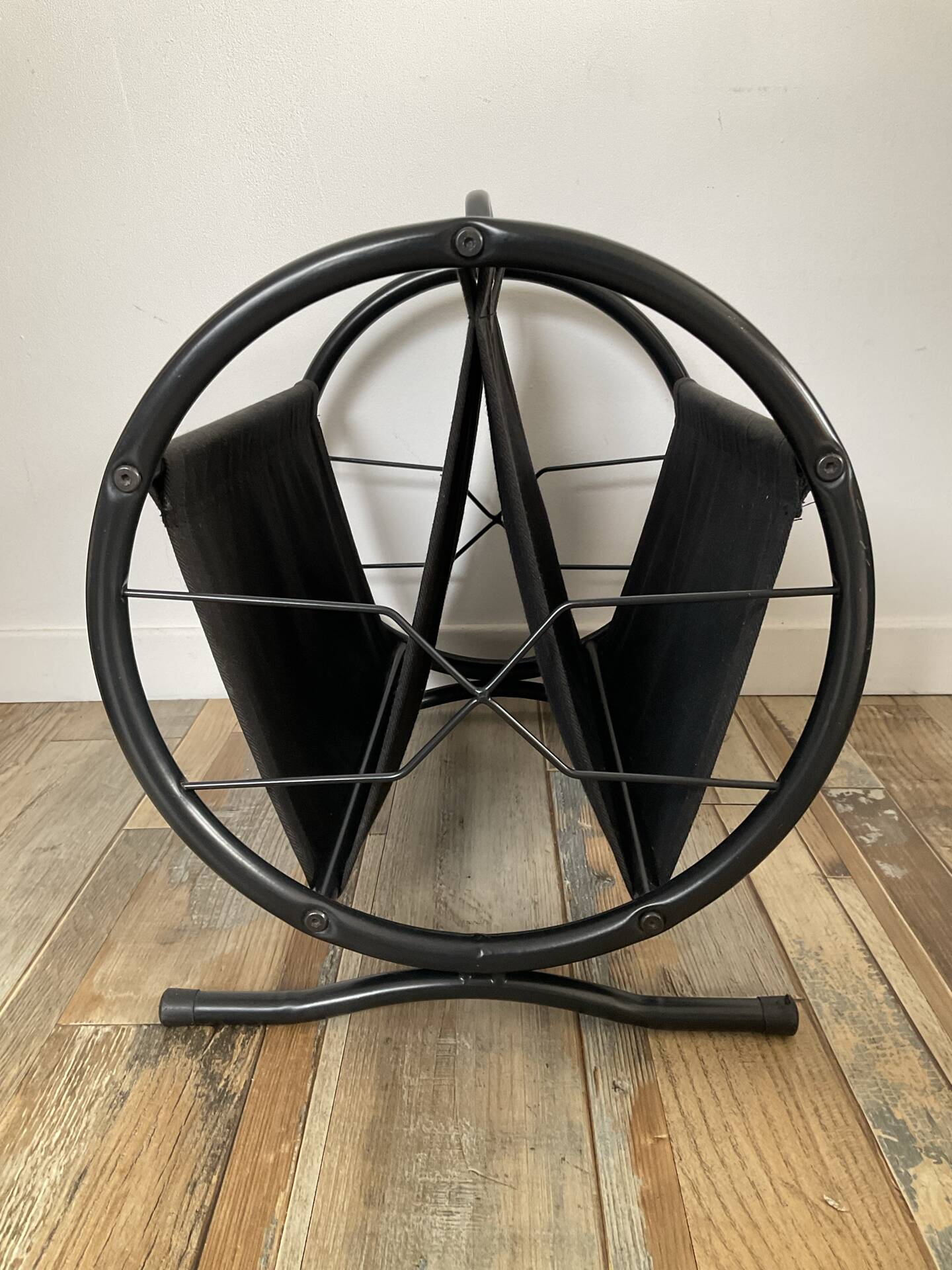 Vintage magazine rack from the 80s