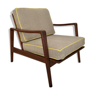 Fauteuil scandinave par designer danois Arne Wahl Iversen