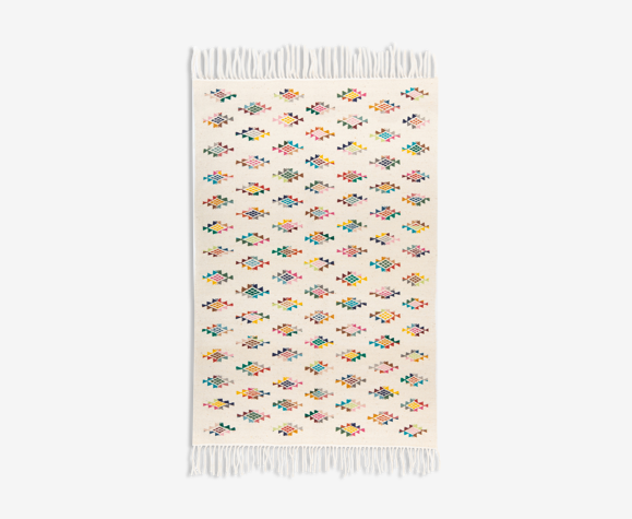 Kilim berbere avec motifs colores 150 x 100 cm