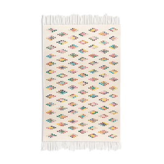 Kilim berbere avec motifs colores 150 x 100 cm