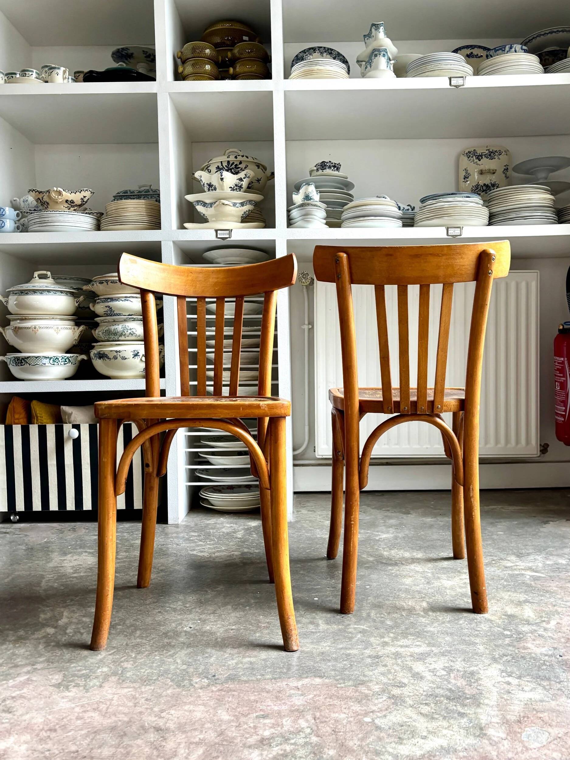 Luterma bistro chair in bent beech wood