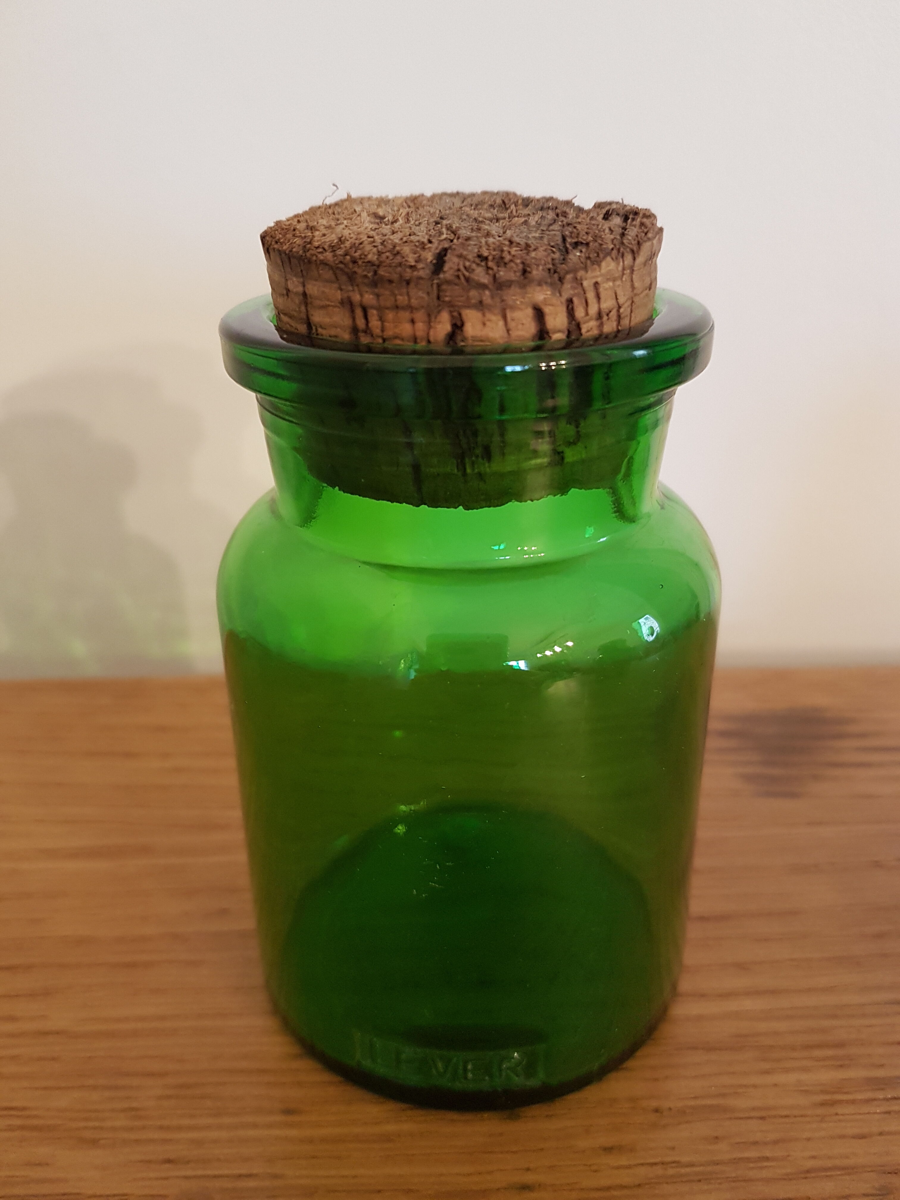 Set of two apothecary bottles