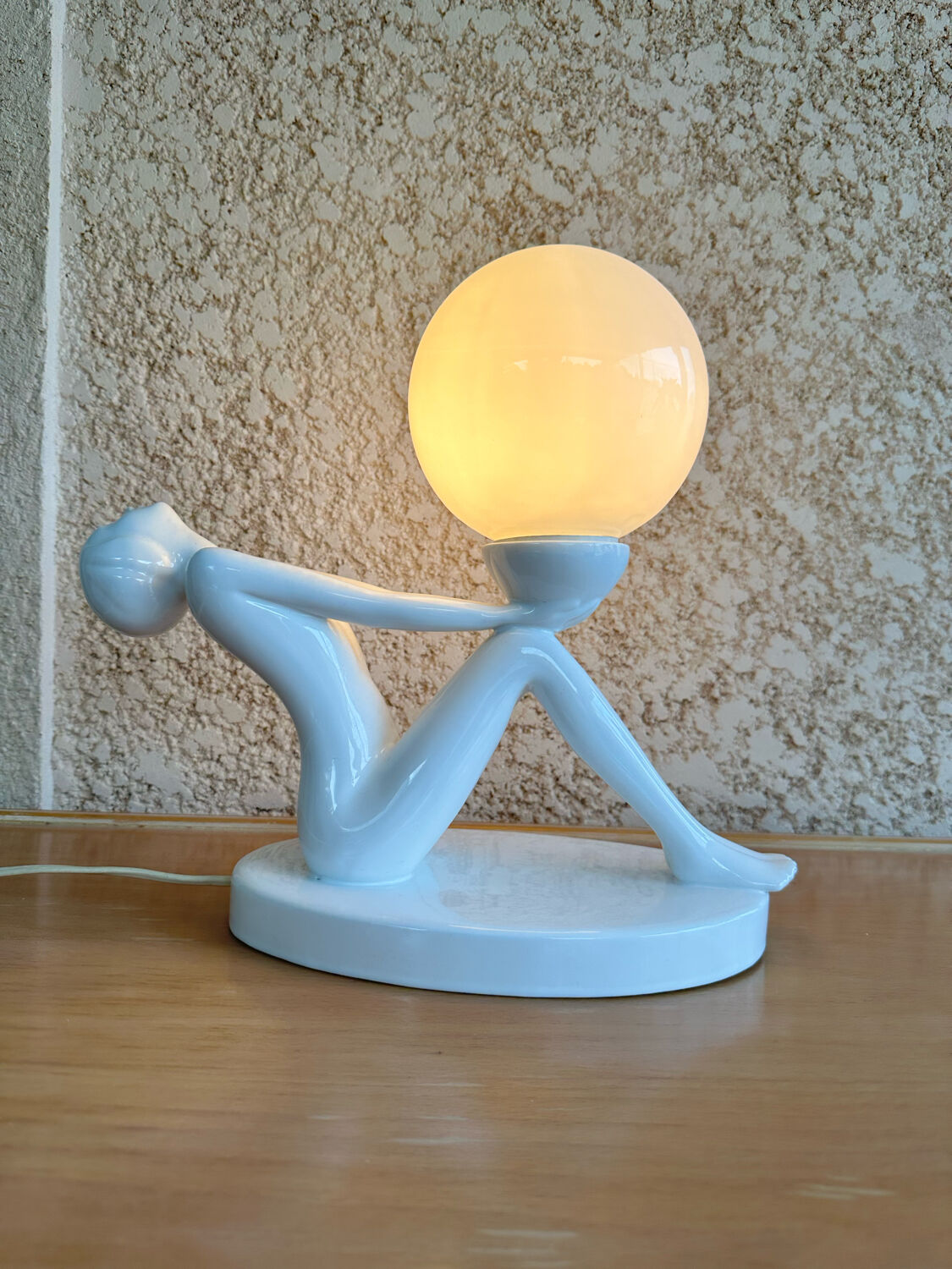 Design lamp in white ceramic and opaline, circa 1980