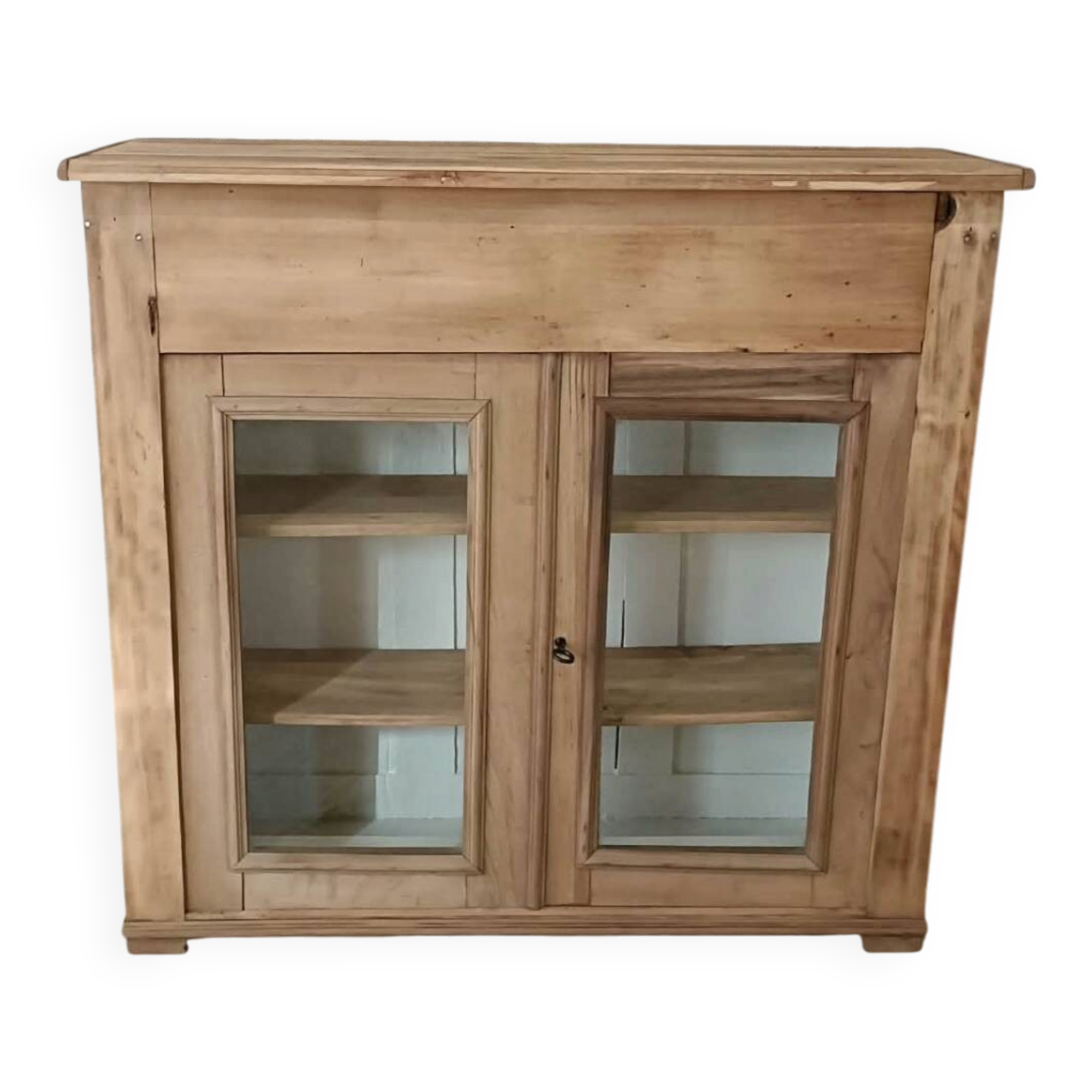 Display cabinet