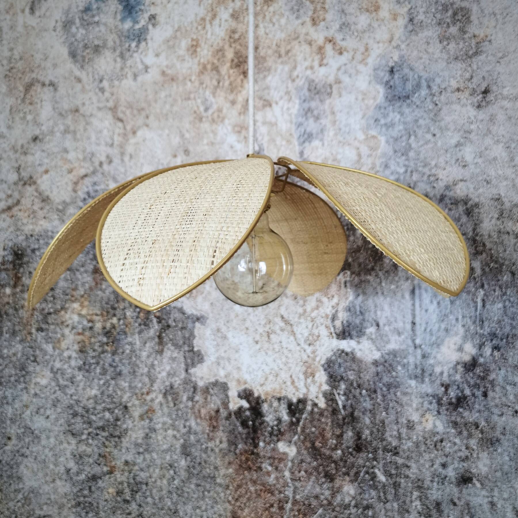 Flower suspension metal structure, 6 raffia petals