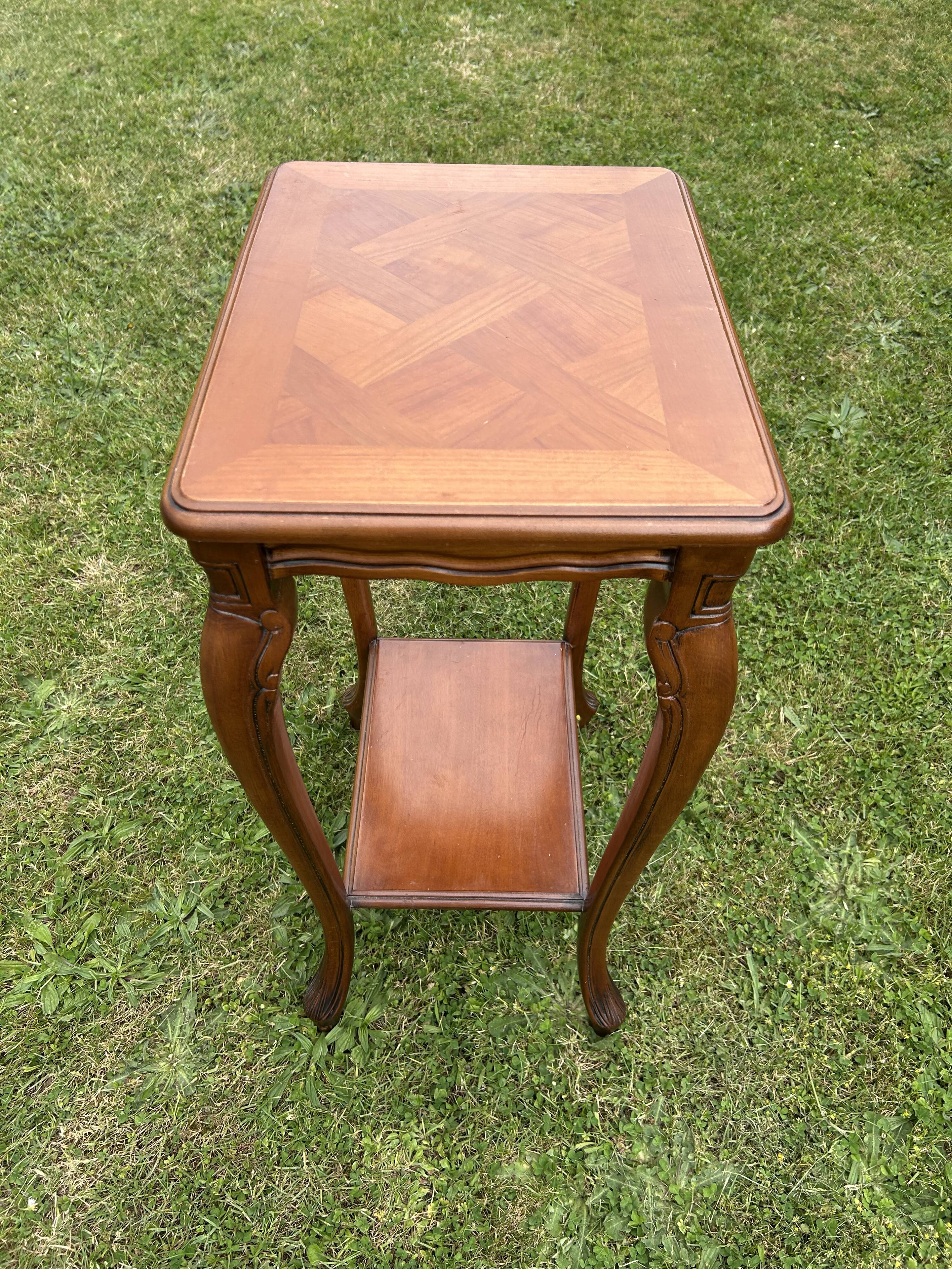 Small entrance furniture