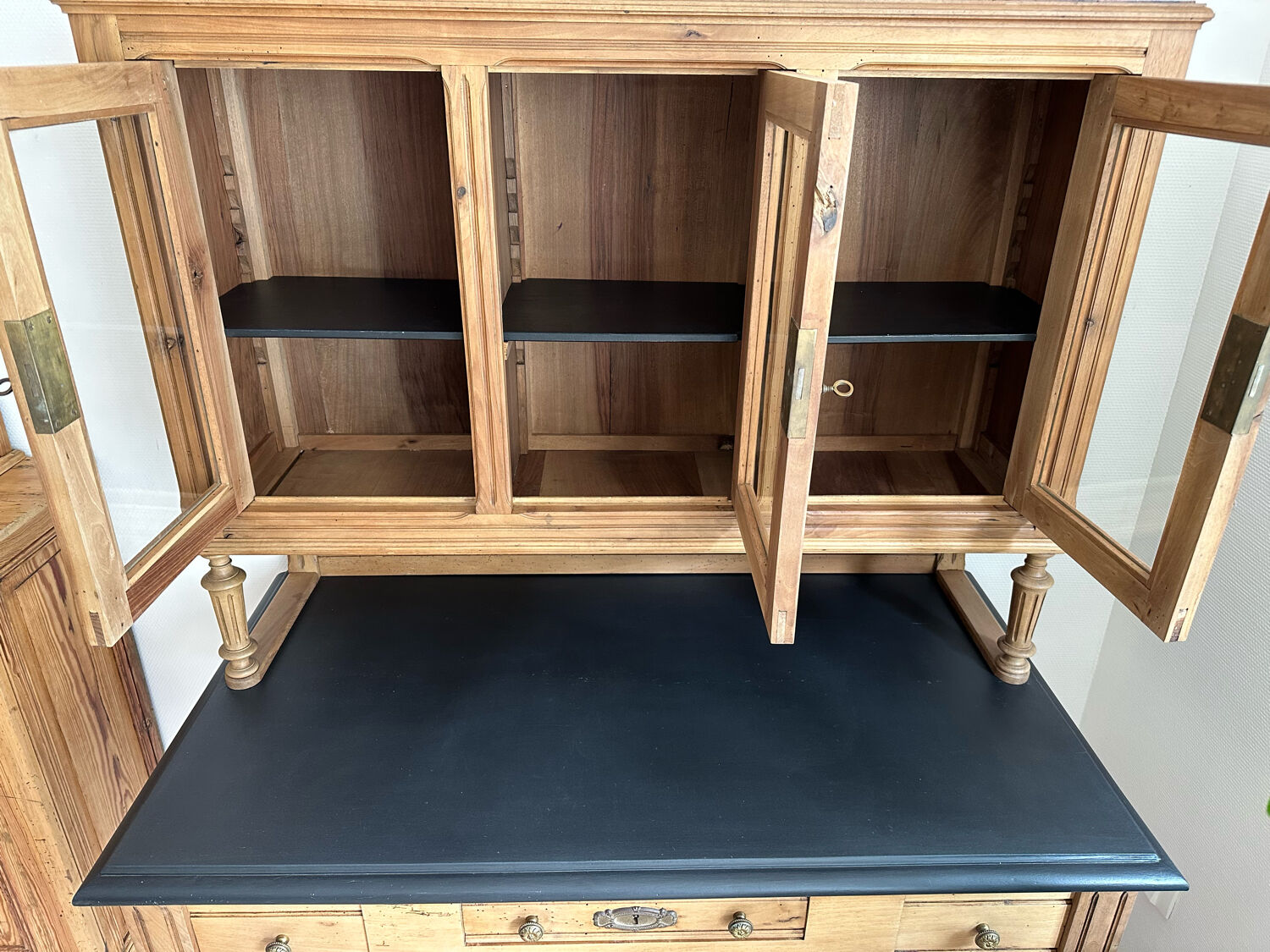 Double body desk