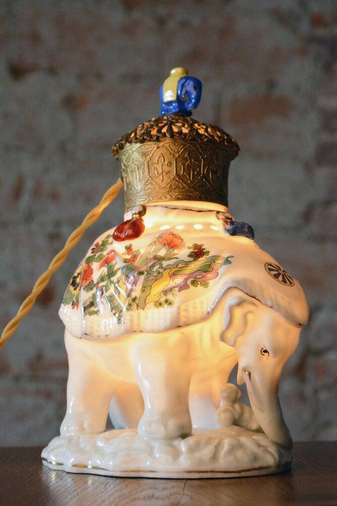 Asian Table Lamp in Brass and Porcelain, India, 1970s