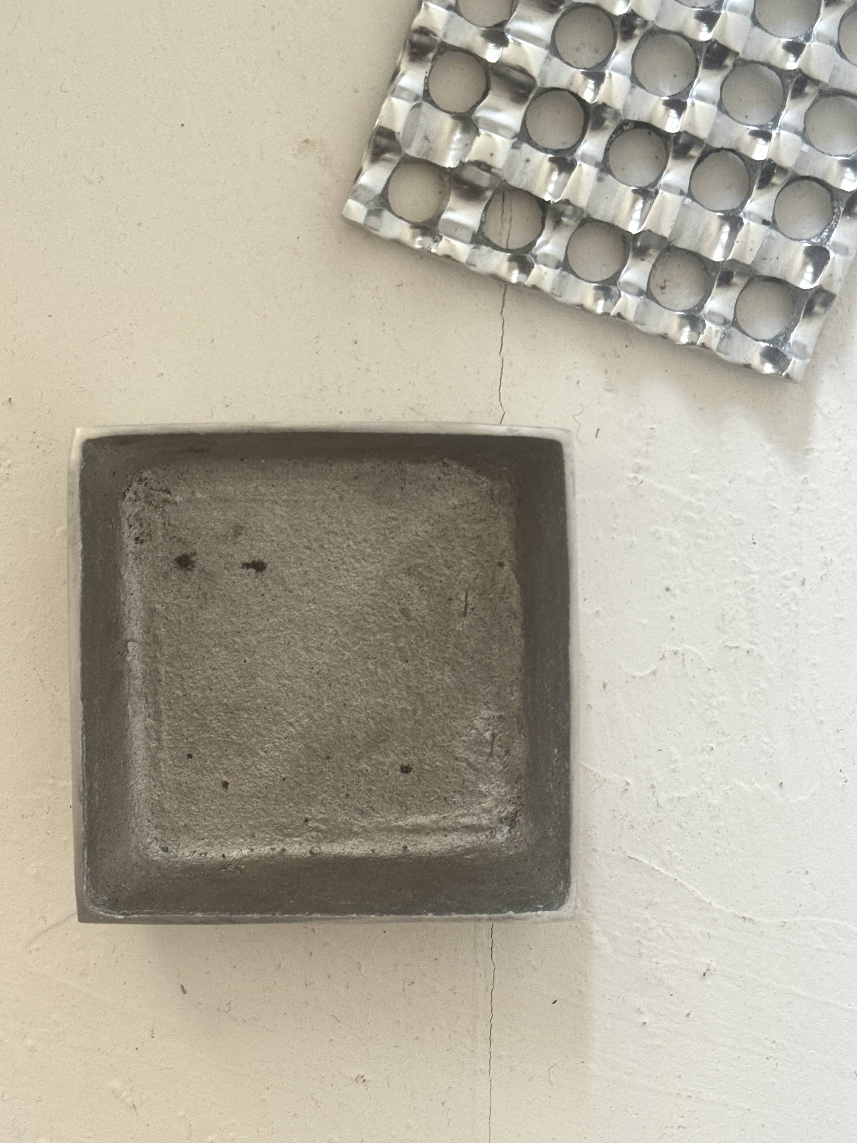 Chrome metal ashtray in the style of Ultima 15, 1970.