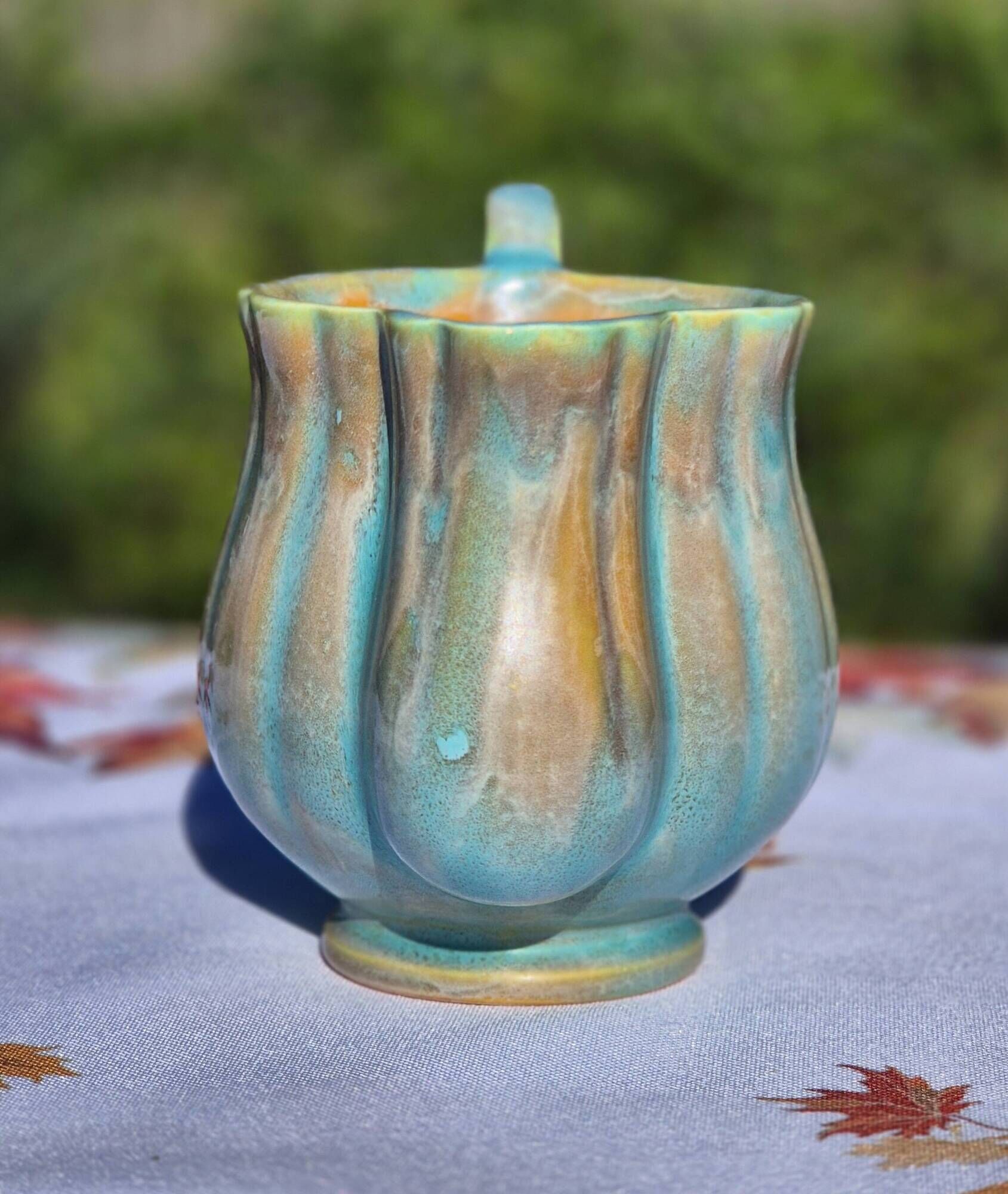 Charming turquoise and amber fluted ceramic – Atelier Le Brusc (Var)