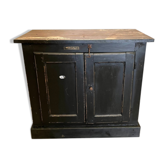 Trade furniture