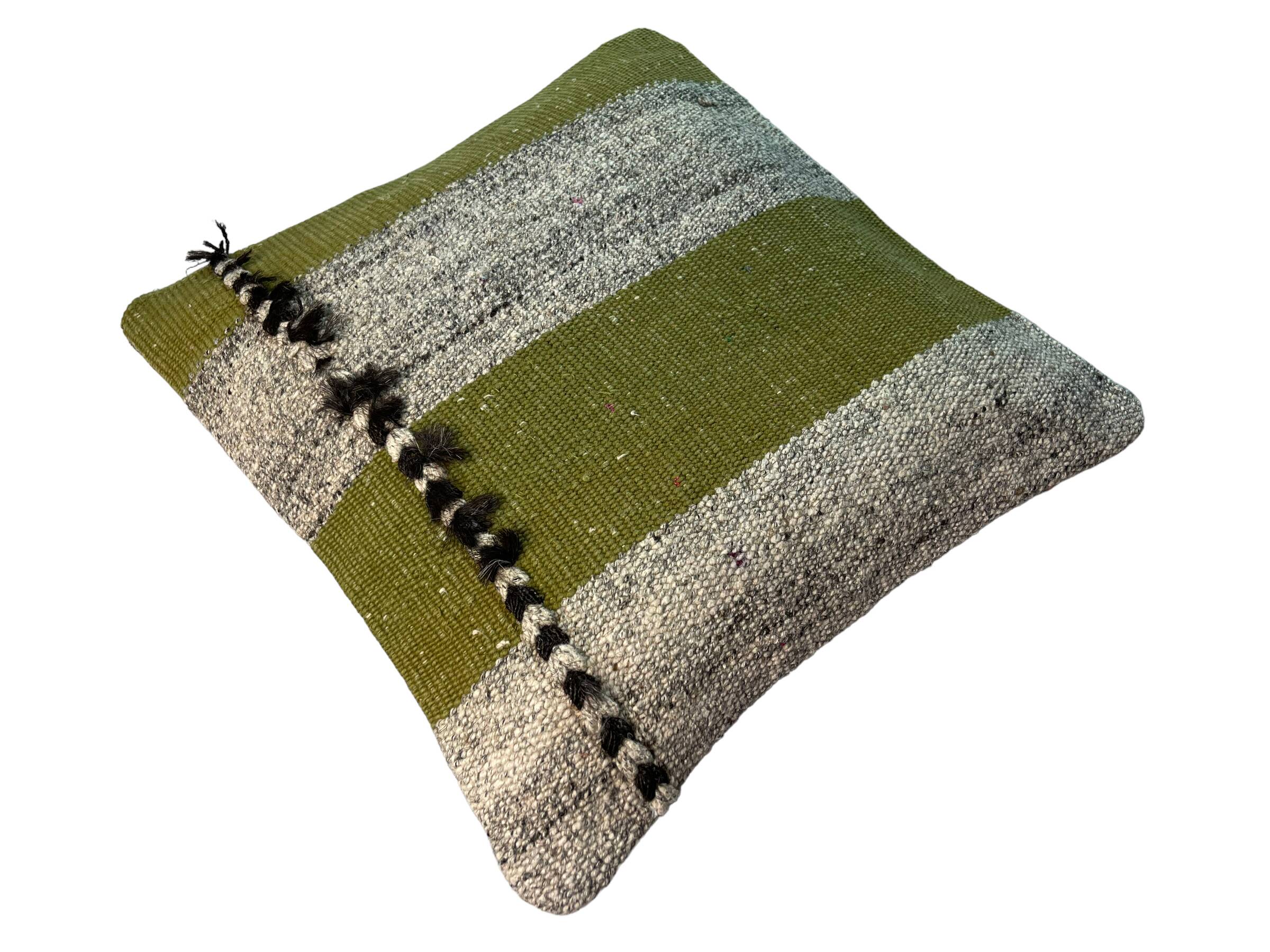 Vintage turkish kilim cushion cover , 40 x 40 cm