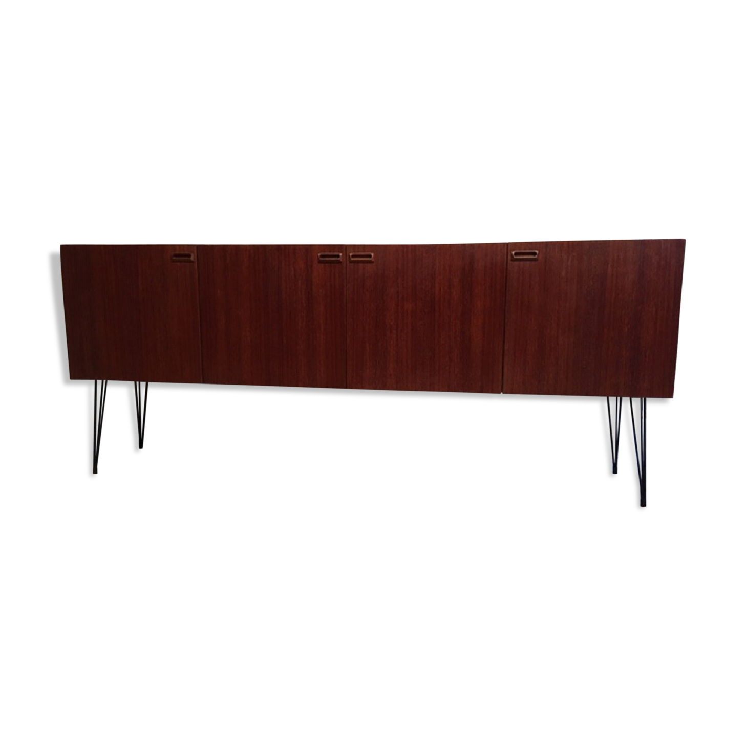 Scandinavian minimalist 4-door string 1960