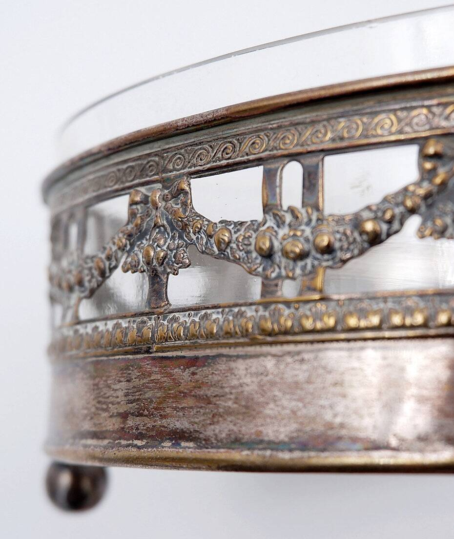 Louis XVI oval centerpiece in silver metal - 19th century