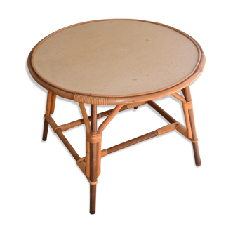 Rattan table