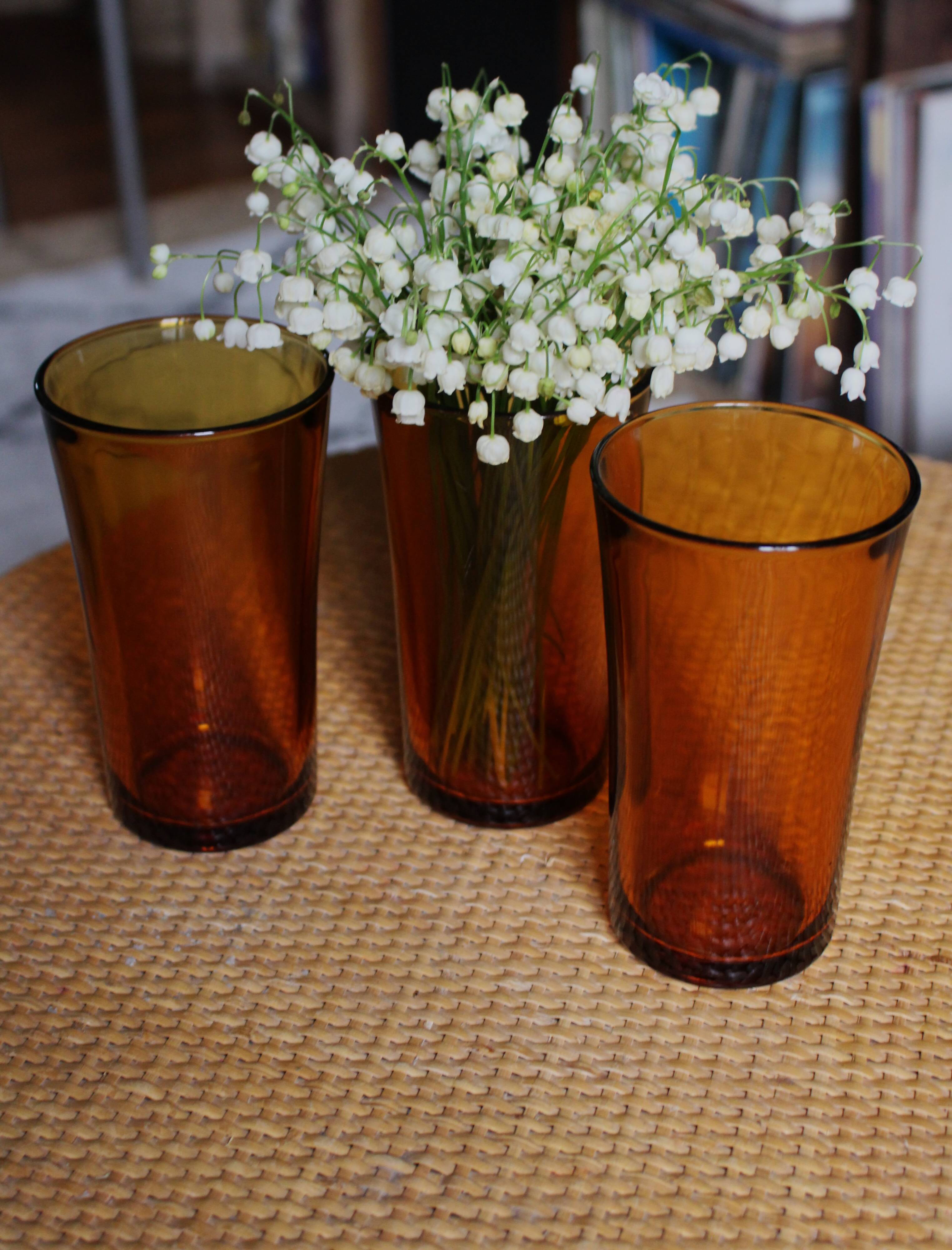 A set of 3 large amber orange glasses Duralex Vintage.
