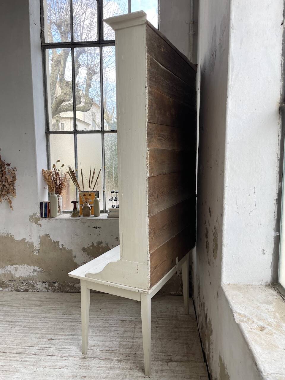 20th century showcase office