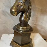 Horse head lamp