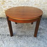 Round table with an extension